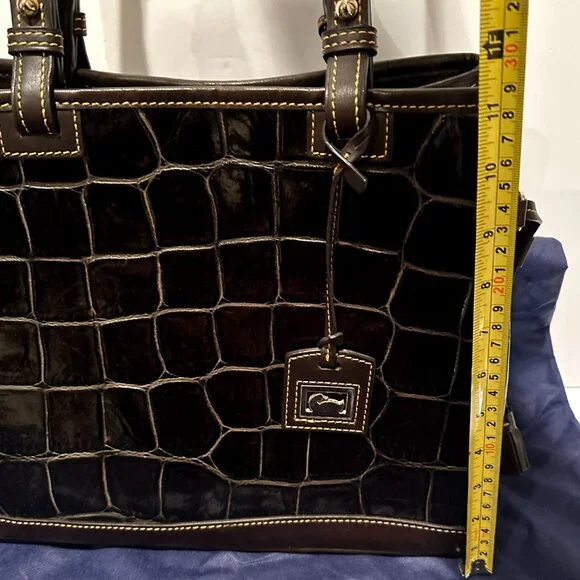 Dooney & Bourke Croc Embossed Double Strap Tassel Shoulder Bag Keychain Dust Bag - Picture 15 of 16